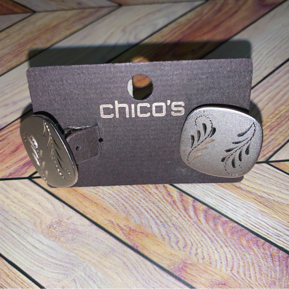 Chico’s silver cuff links NEW